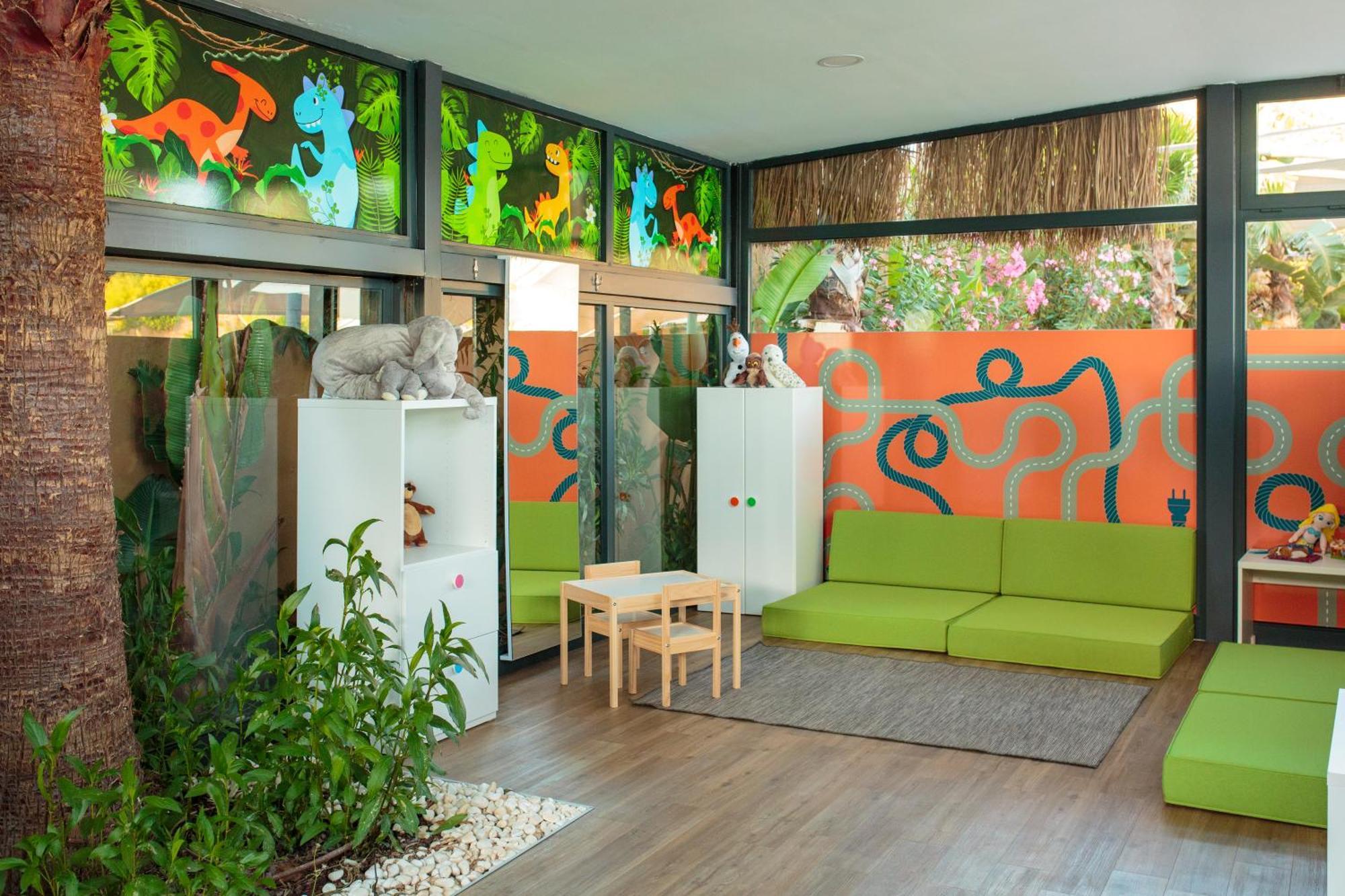 Bogazici Le Meridien Bodrum Beach Resort מראה חיצוני תמונה