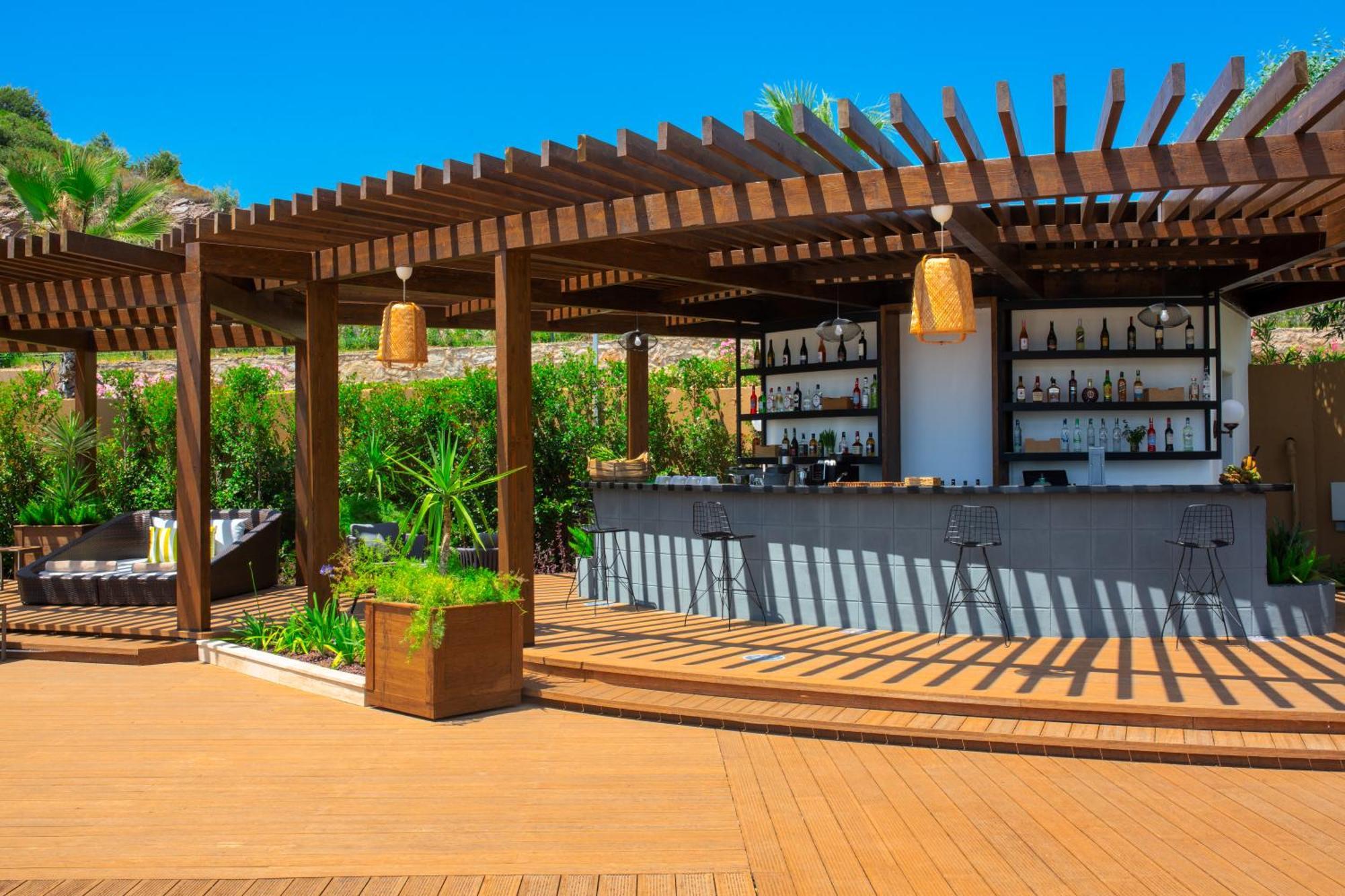 Bogazici Le Meridien Bodrum Beach Resort מראה חיצוני תמונה