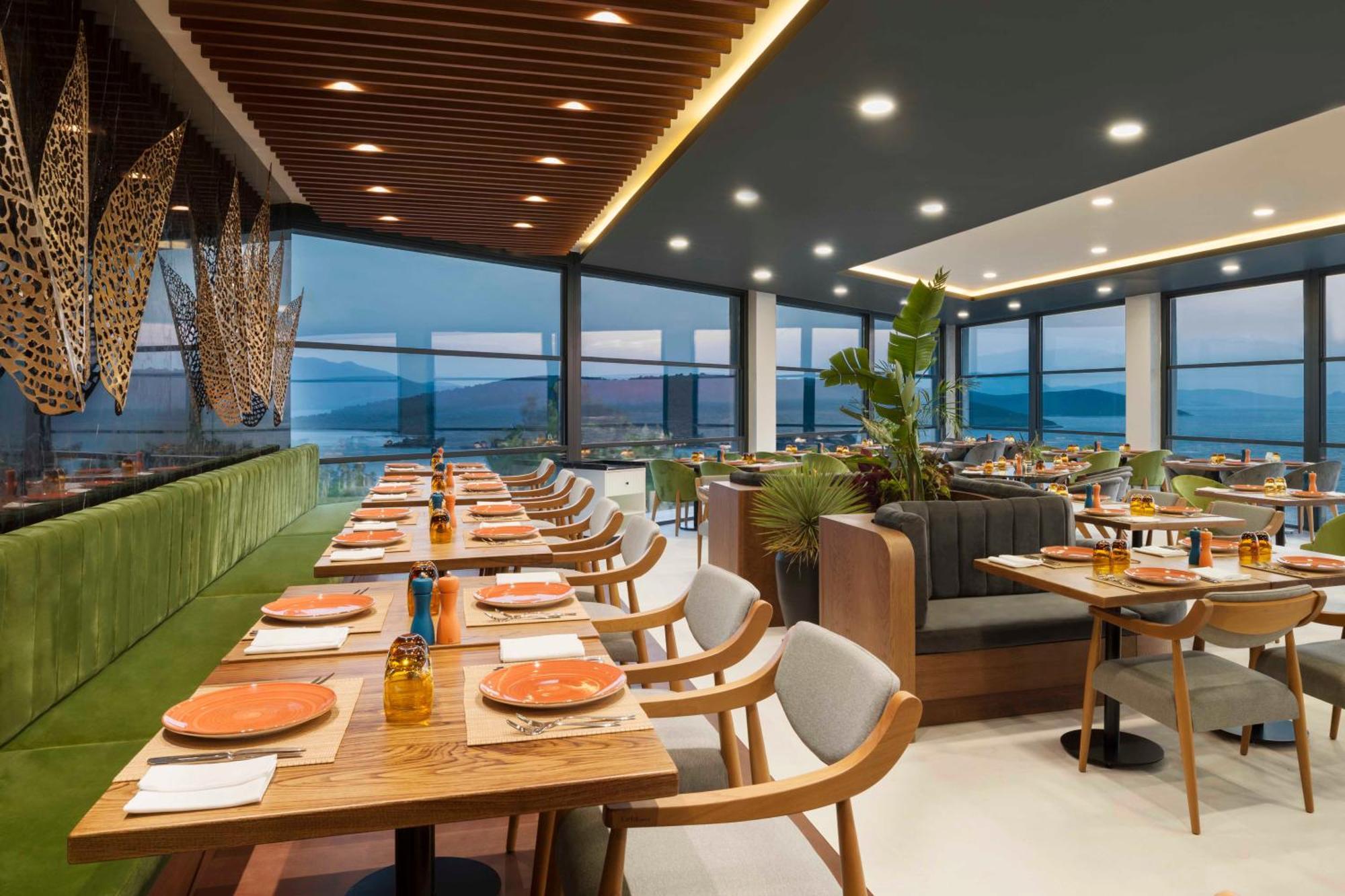 Bogazici Le Meridien Bodrum Beach Resort מראה חיצוני תמונה