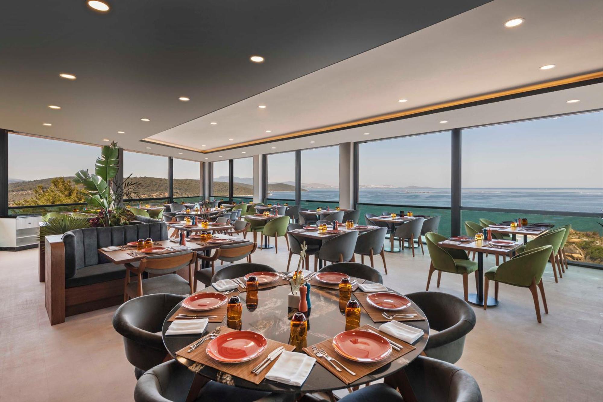 Bogazici Le Meridien Bodrum Beach Resort מראה חיצוני תמונה