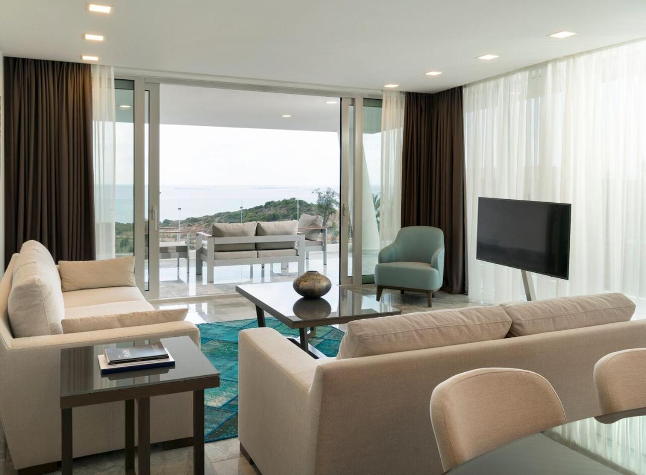 Bogazici Le Meridien Bodrum Beach Resort מראה חיצוני תמונה