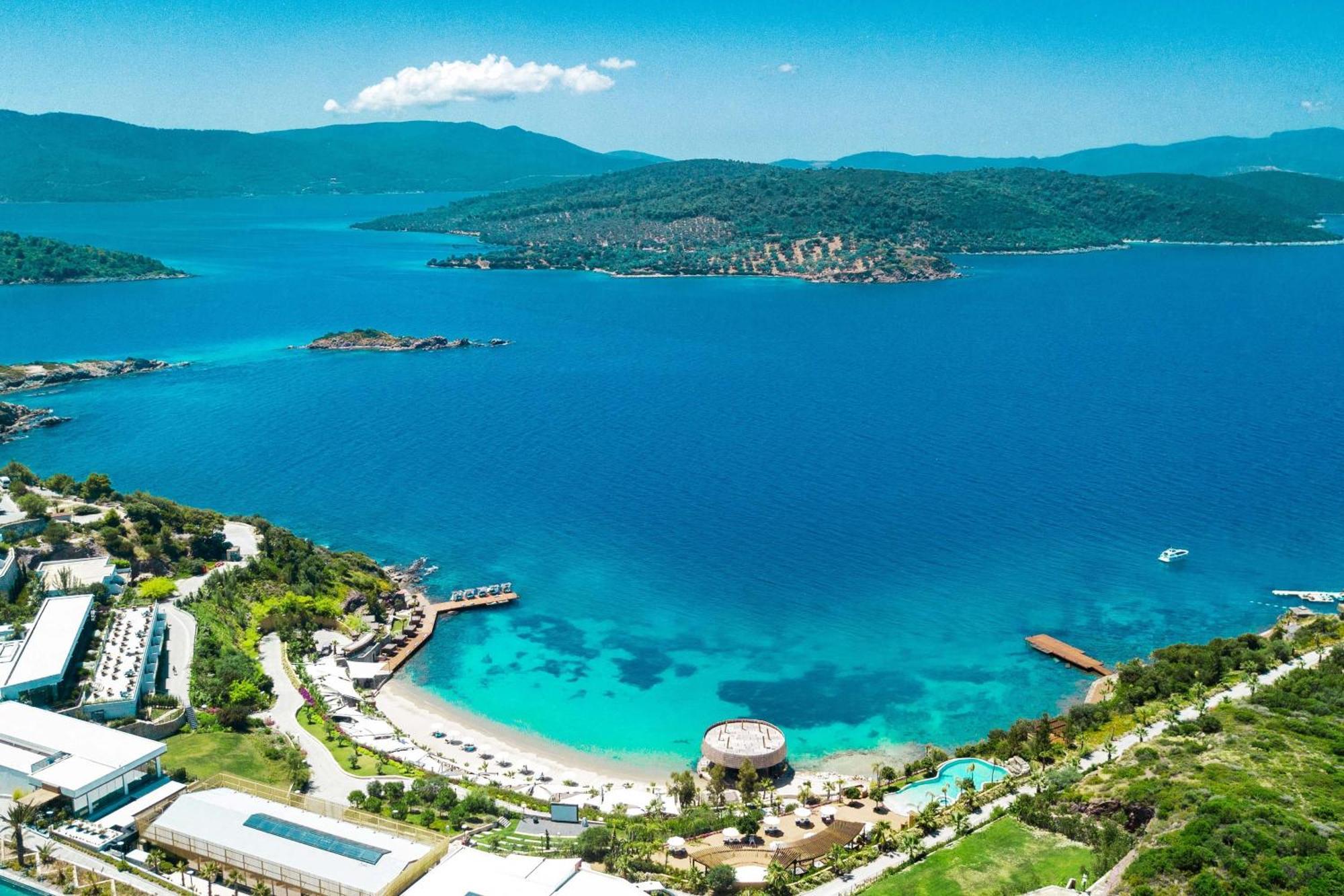 Bogazici Le Meridien Bodrum Beach Resort מראה חיצוני תמונה